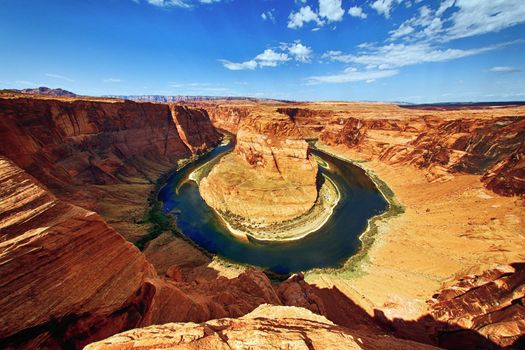the Horse Shoe Bend at Utah, USA 