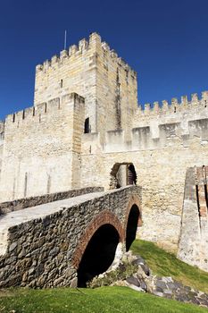 castle in Lisbon built on the II Century BC 