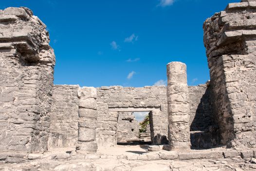 Temple at Tulum maya ruins, southern Mexico. 