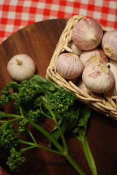 parsley and garlic