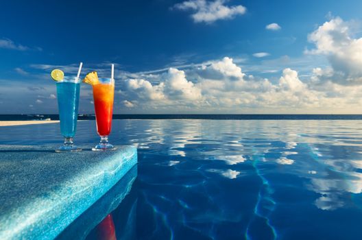 Cocktails near the swimming pool