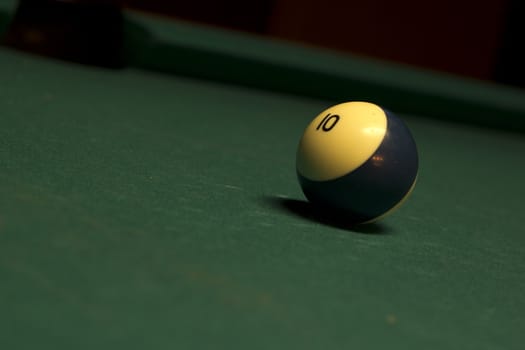 a high resolution image of a pool ball