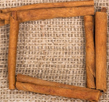 cinnamon sticks frame