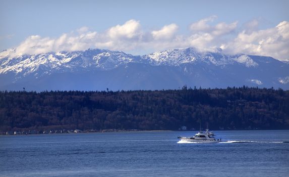 Motor Yacht, Puget Sound, Edmonds, Washington, snow, snowy, Olympic, Mountains, Snohomish, County