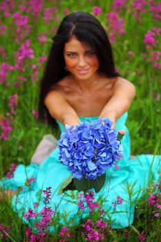 beautiful woman say i love you