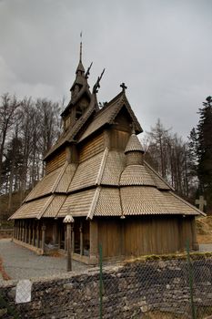 A picture of a stave church in Bergen, fana.