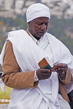 JERUSALEM - NOV 24 : Ethiopian jew prays during the "Sigd" holiday in Jerusalem . Israel on November 24 2011 , The Jewish Ethiopean community celebrates the "Sigd" annualy in Jerusalem