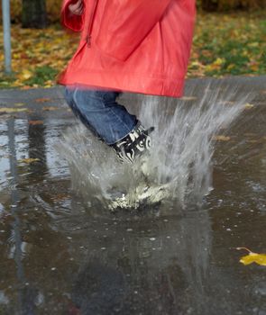 Jumping in a pool of water