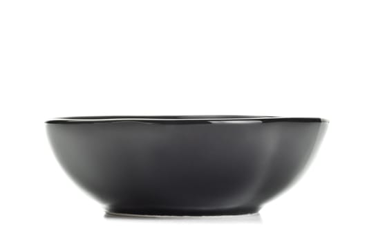 black salad bowl isolated on white background