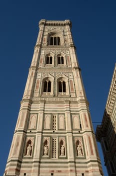 Florence is considered the jewel of the reinessance, is one of the most beautiful italian town