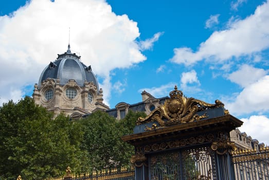 architectural details in the French Baroque style in Paris