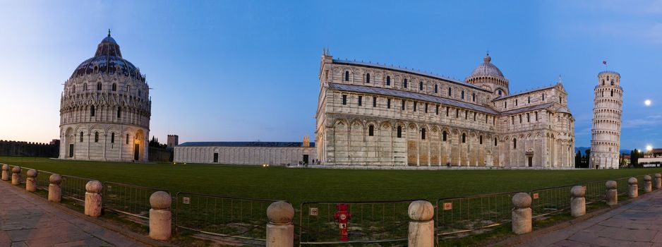 Pisa, Piazza dei miracoli, with the Basilica and the leaning tower.