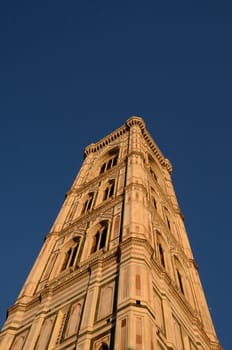 Florence is considered the jewel of the reinessance, is one of the most beautiful italian town.