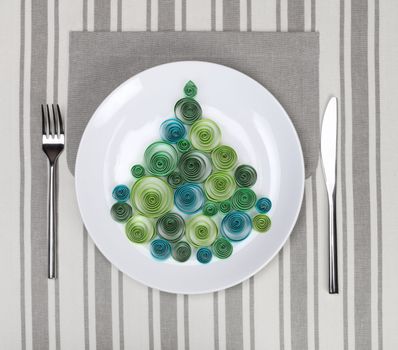 plate with christmas tree