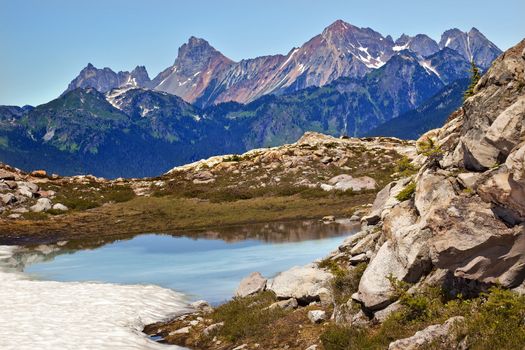 Red Mountains Small Blue Snow Pond Artist Point Mount Baker Highway Green Grass Heather