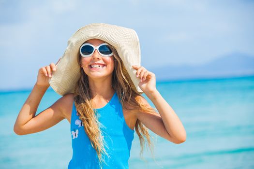 Cute teens girl in big hat relax ocean background