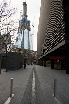 city hall and Thames in modern area in London, UK