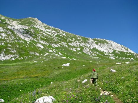 Active recreation and tourism in the mountains of the Caucasus