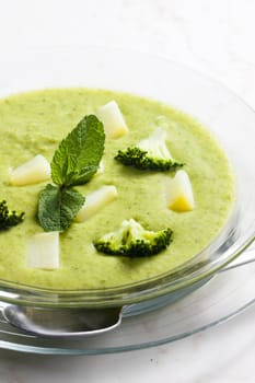 mix potato and broccoli soup