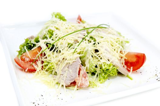 Salad of veal with vegetables and cheese