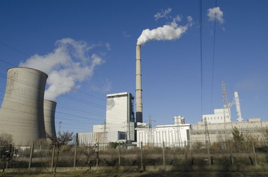 thermal power plant with chimneys