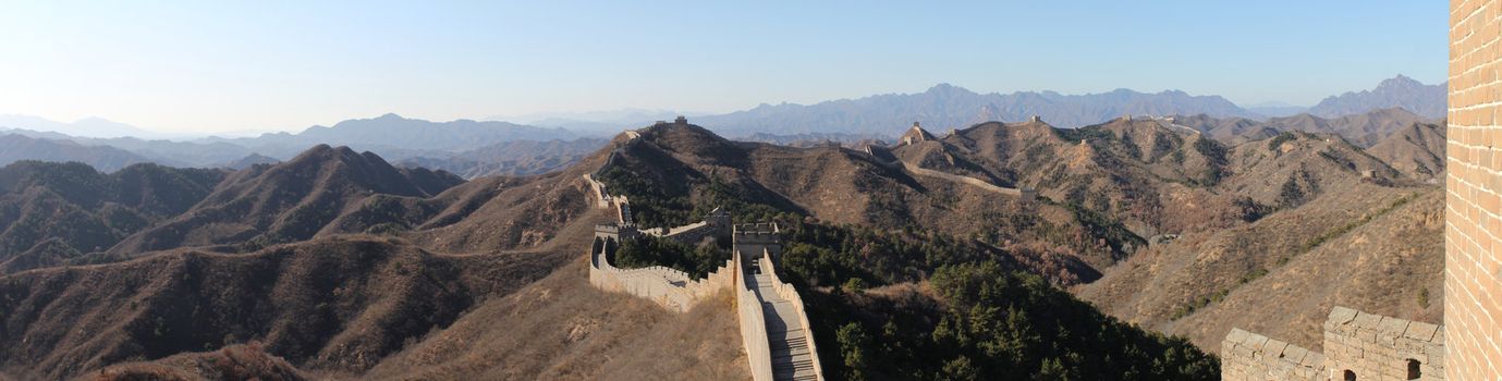 Panoramic photo of the Great Wall in China.