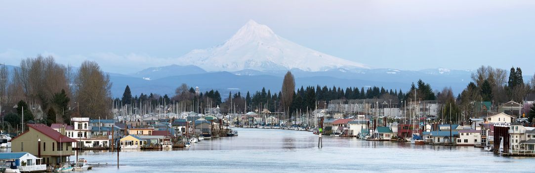 Floating Boat Houses Along Columbia River Gorge and Mount Hood Panorama