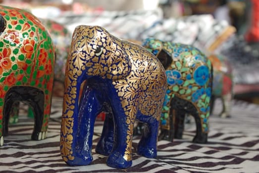 Handcraft wooden elephant sculptures  made in India