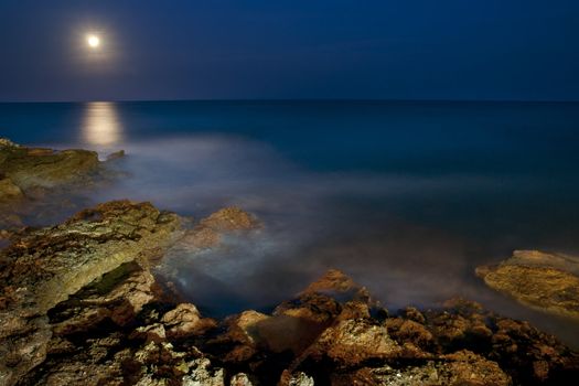 long-exposure photograph of the Costa del Azahar in Spain