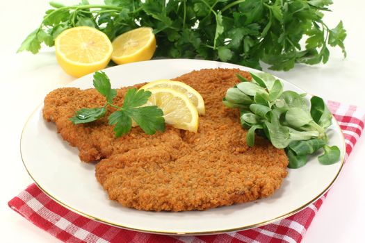 Viennese-style schnitzel with lemon and parsley