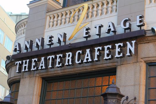 The Theatre Café (Norwegian: Theatercafeen), opened in 1900, is one of Oslos most popular restaurants. It's located next to the norwegian National Theatre.