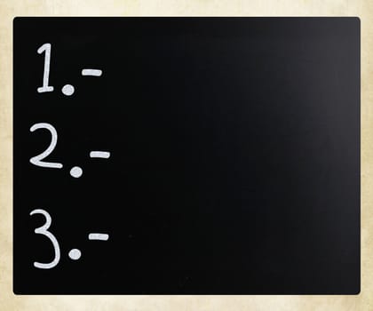 "To do list" handwritten with white chalk on a blackboard