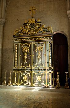 Chartres golden interior doors