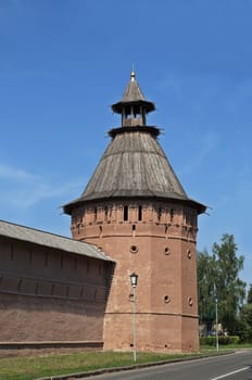 Walls and tower of Holy Euthymius monastery in Suzdal, Russia