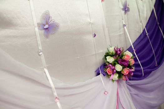 decoration with bouquet on the wedding 