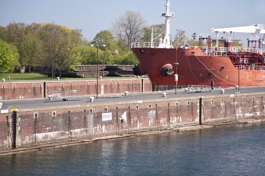 kiel canal / lock of holtenau