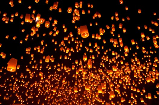 Thailand, Loy Krathong and Yi Peng Festival Chiang Mai Province at night