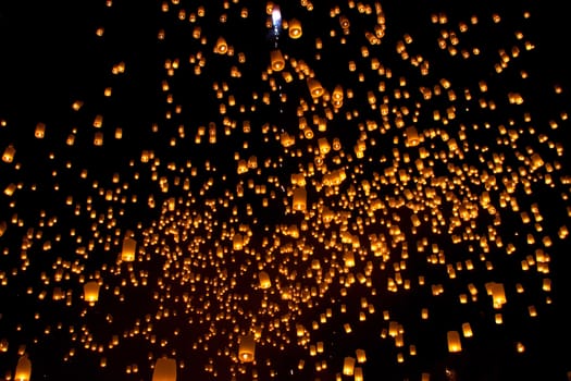 Thailand, Loy Krathong and Yi Peng Festival Chiang Mai Province at night