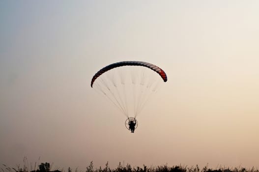 para motor glider on sky