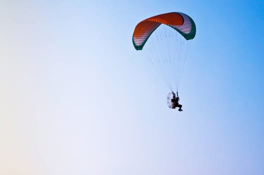 para motor glider on sky