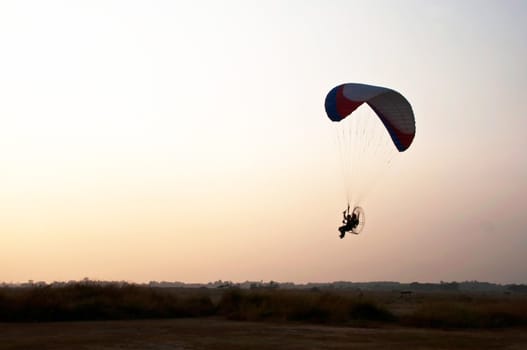 para motor glider on sky