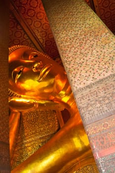 Big Golden Reclining Buddha, Wat Pho, Bangkok, Thailand.