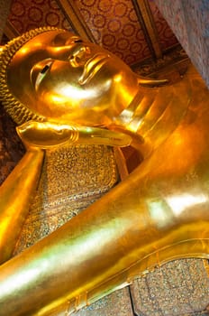 Big Golden Reclining Buddha, Wat Pho, Bangkok, Thailand.