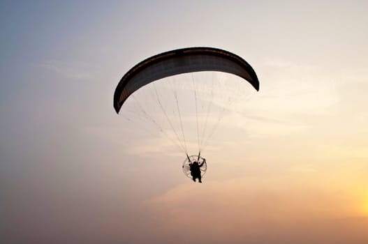 para motor glider on sky