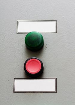 Green start and red stop buttons