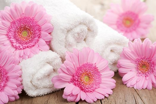 towels and flowers for spa