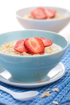 cereal with fresh strawberry 