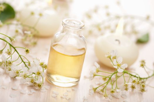 essential oil and flowers 