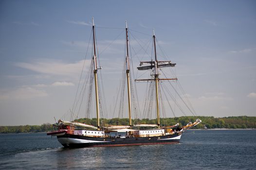 Sailing ship