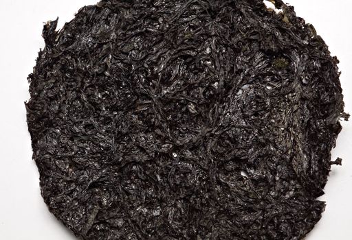 One type of dried seaweed commonly used for salads and soups. 